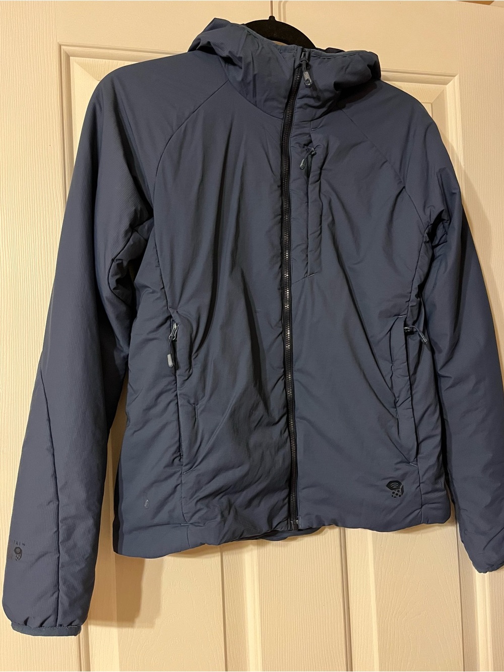 Women’s Mountain Hardwear insulated jacket